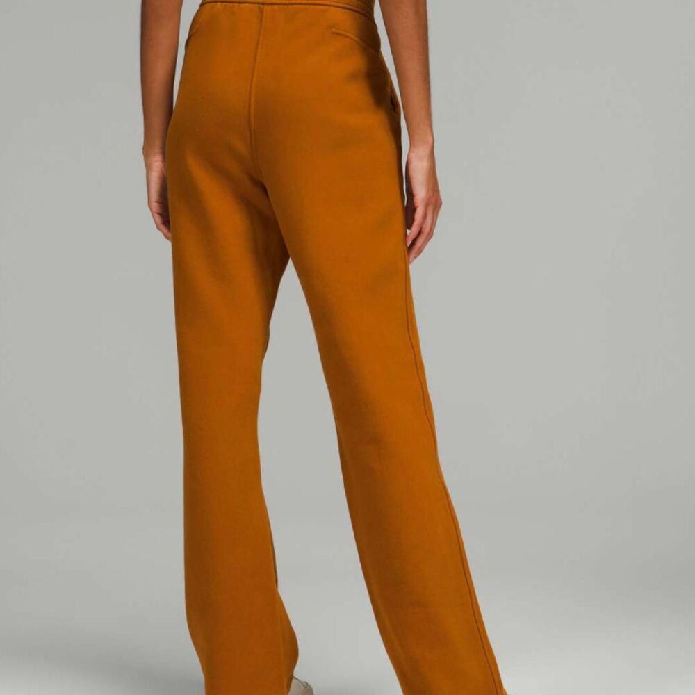 Lululemon Loungeful Straight Leg Sweatpants in Butternut Brown - Size 4 - Picture 2 of 8